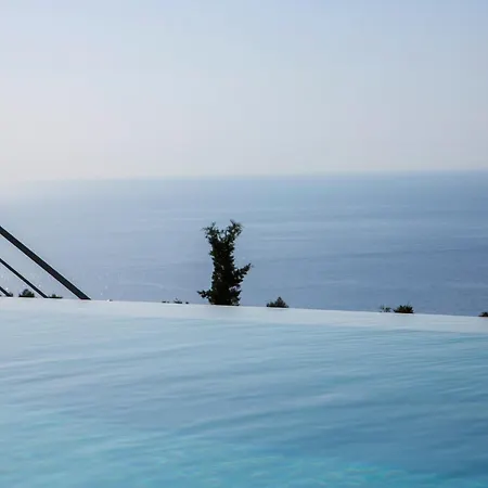 Oceanis Villa